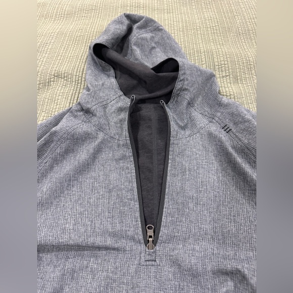 Lululemon Reversible Sundown To Sunup Pullover Hoodie- size M - Picture 7 of 12